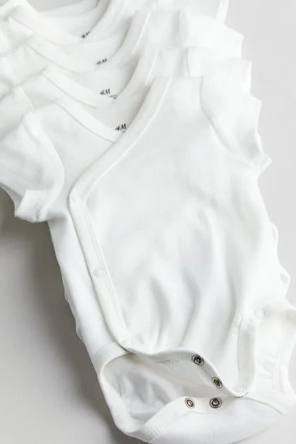 H&M : 5-pack wrapover bodysuits %100 cotton